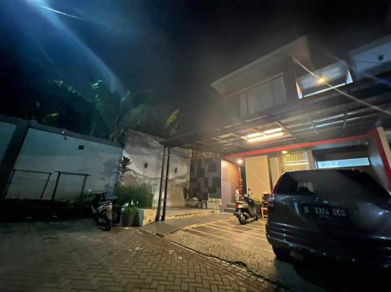 rumah dalam cluster 2 lantai di cipageran cimahi utara