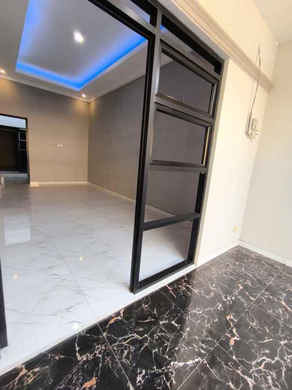 rumah dekat kampus unnes di gunungpati semarang