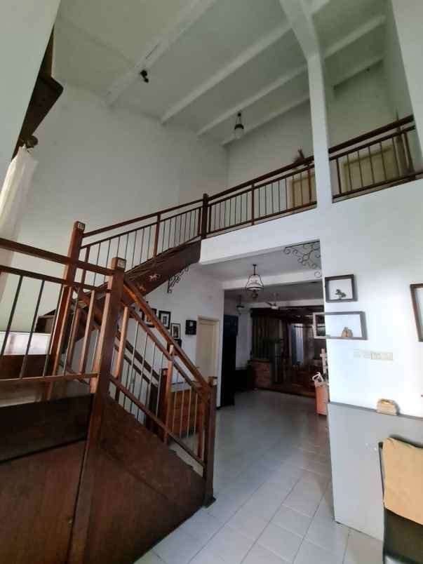 rumah di bintaro tangerang selatan