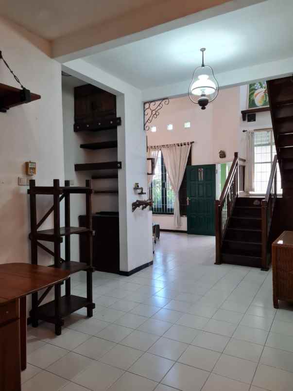 rumah di bintaro tangerang selatan