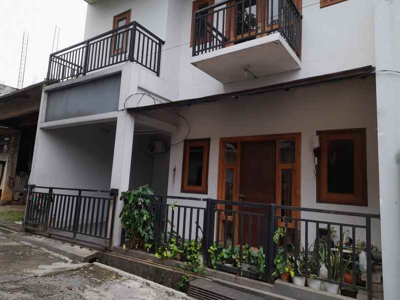 rumah dijual dan disewakan