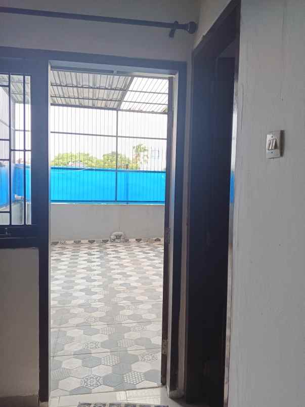 rumah dijual dekat dengan pintu tol jatiwaringin