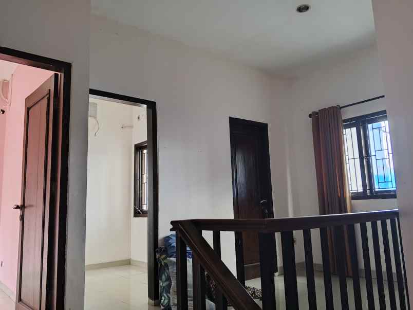 rumah dijual dekat dengan pintu tol jatiwaringin