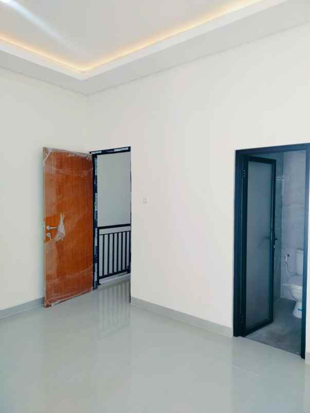 rumah dijual rungkut mapan tengah surabaya timur
