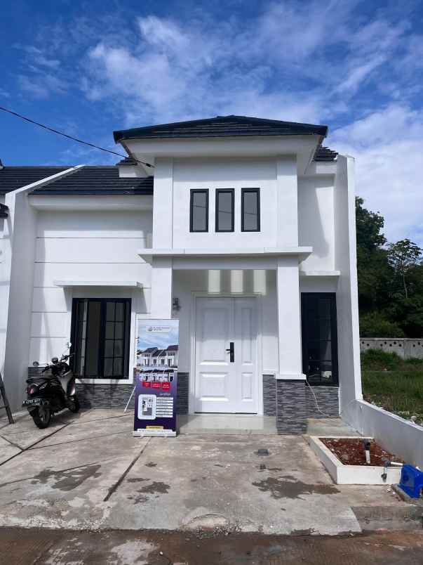 rumah eropa klasik di bedahan sawangan depok