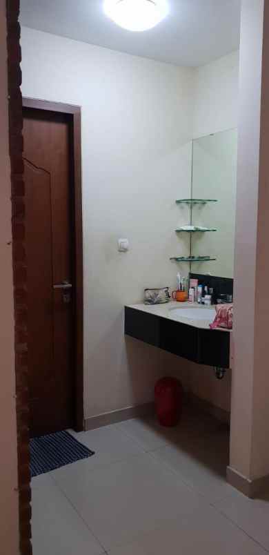 rumah full furnish posisi hook di arcamanik bandung