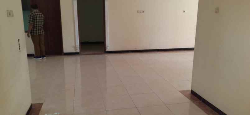 rumah graha estetika banyumanik semarang