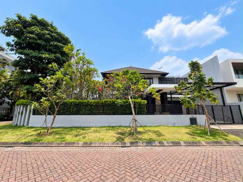 rumah graha famili jual sewa murah siap huni
