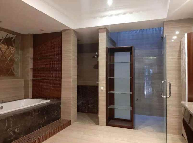 rumah graha famili jual sewa murah siap huni