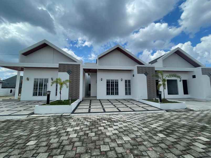 rumah hanya 200 meter dari arengka type 80