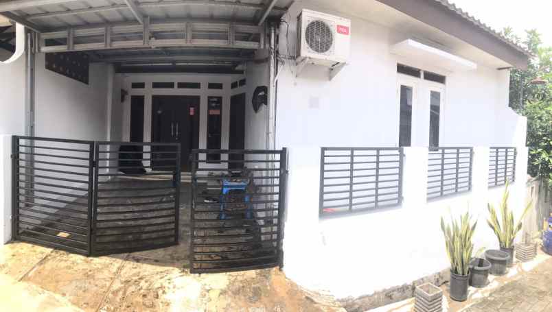 rumah jalan raya cilebut