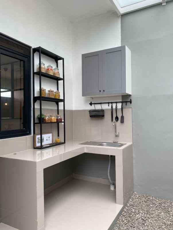 rumah jl bojong pandan