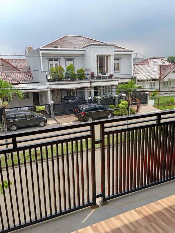 rumah jl kemang pratama raya bekasi