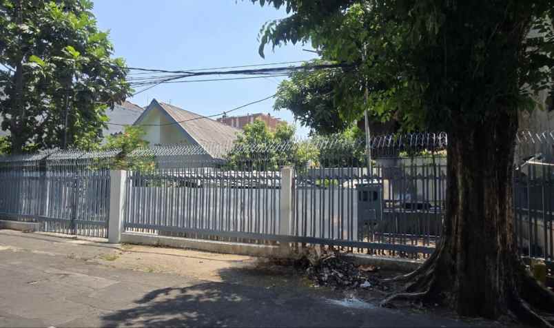 rumah jl ngagel tama strategis