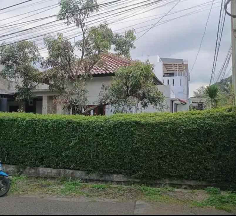 rumah komplek bumi sariwangi dekat sarijadi polban upi