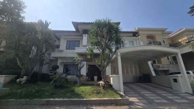 rumah laguna regency pakuwon city strategis siap huni