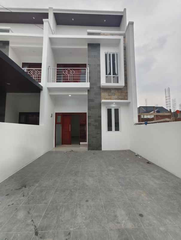 rumah lantai 2 cisaranten arcamanik kota bandung
