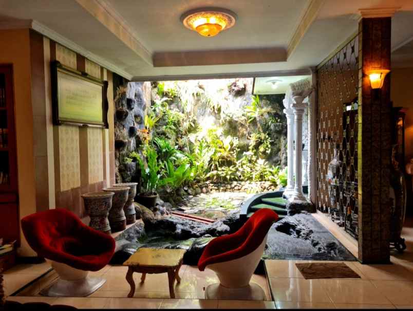 rumah luas di kavling dki pondok kelapa jakarta timur