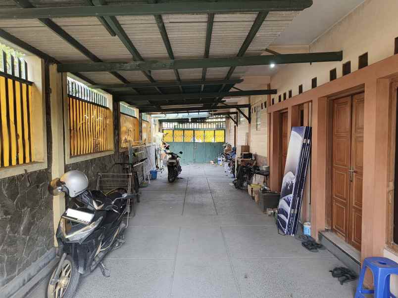 rumah luas kosan 20 kamar di pusat kota bandung