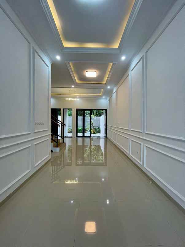 rumah mewah cantik dekat kampus uii jogja