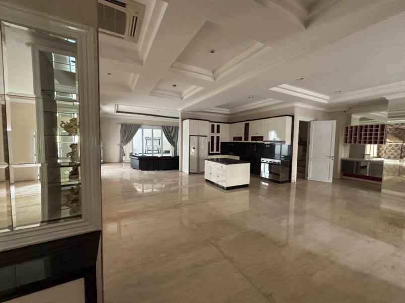 rumah mewah di bukit gading mediterania kelapa gading