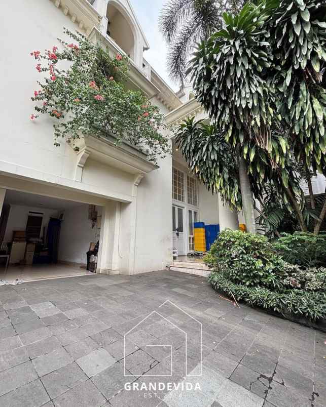 rumah mewah full furnish di cilandak jakarta selatan