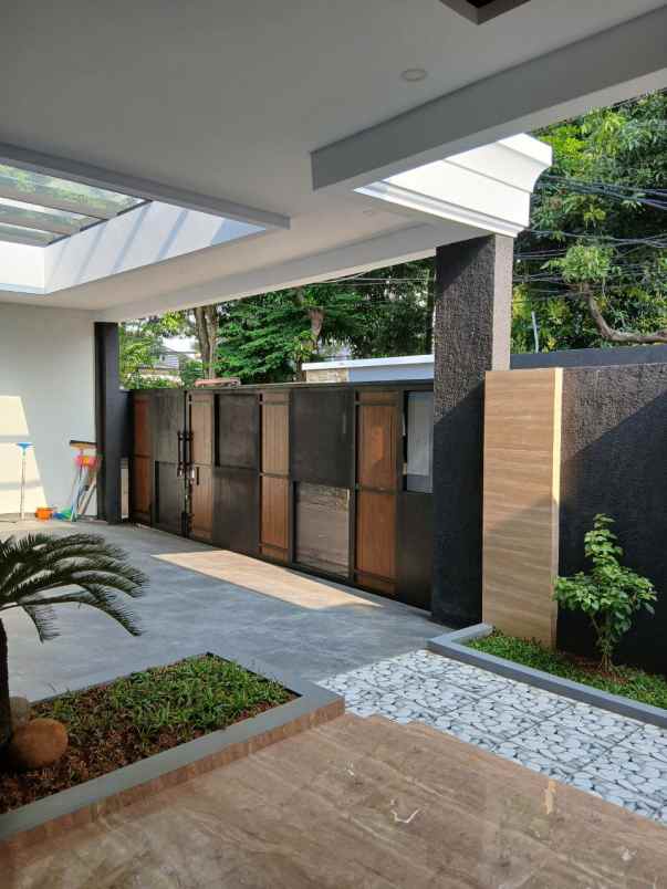 rumah mewah modern design 2 lantai di jakarta selatan