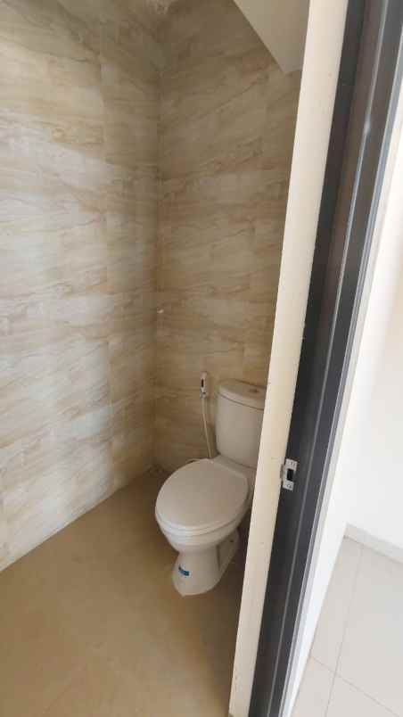 rumah mewah modern free all biaya lokasi cemorokandang