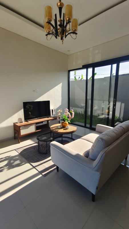 rumah mewah modern free all biaya lokasi cemorokandang