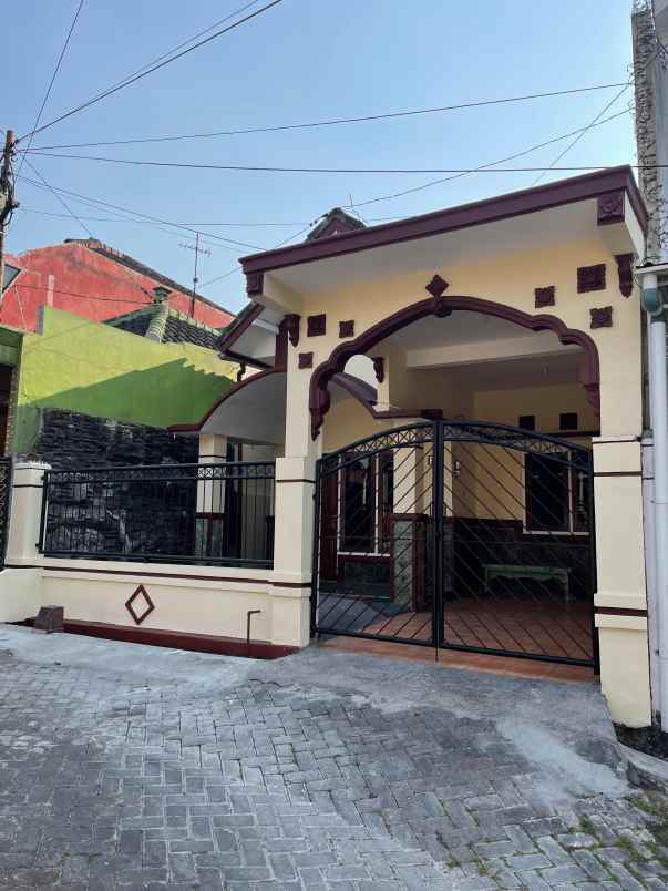 rumah mewah siap huni lokasi dekat pasar gadang