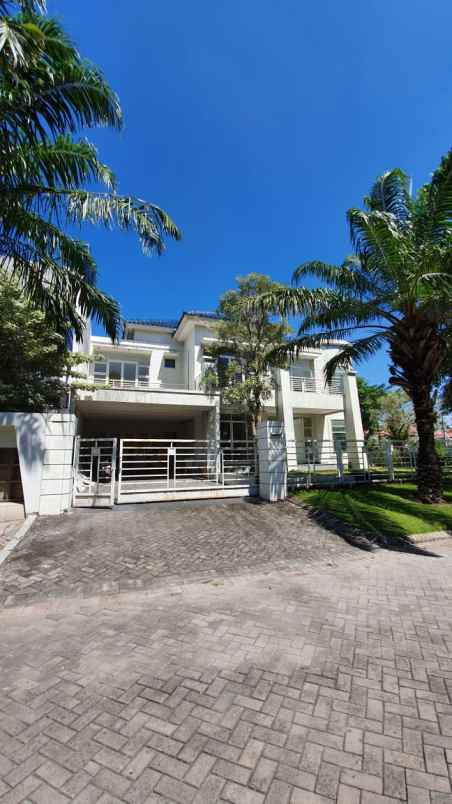 rumah minimalis baru gress dian istana park avenue