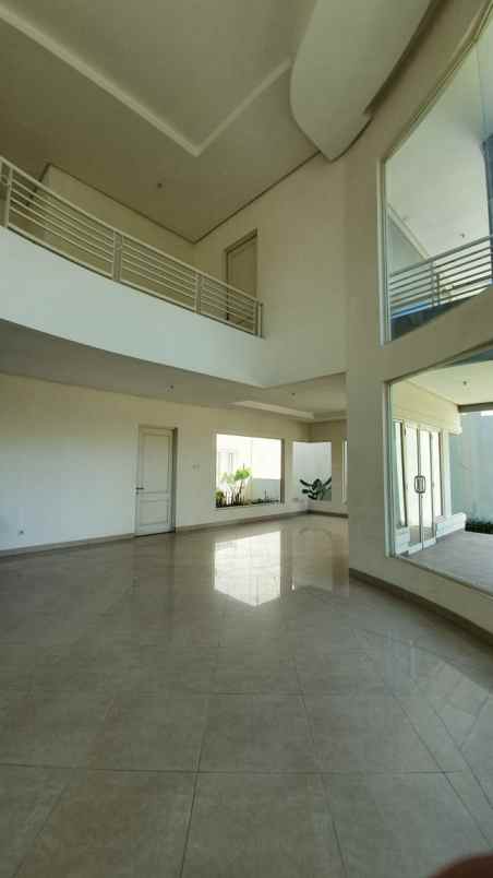 rumah minimalis baru gress dian istana park avenue