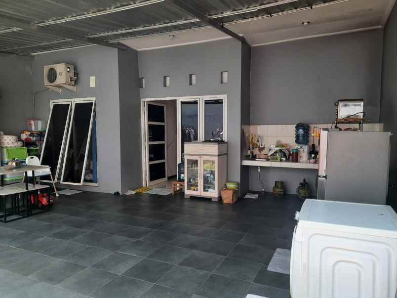 rumah minimalis dalam cluster banyumanik semarang