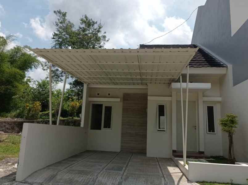 rumah modern murah siap huni di prambanan