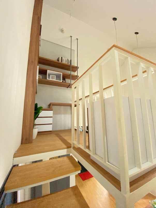 rumah murah elegan full furnished fasilitas mewah