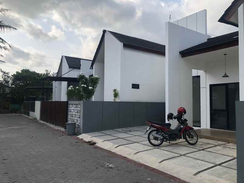 rumah murah siap huni 1 menit dari polres sleman