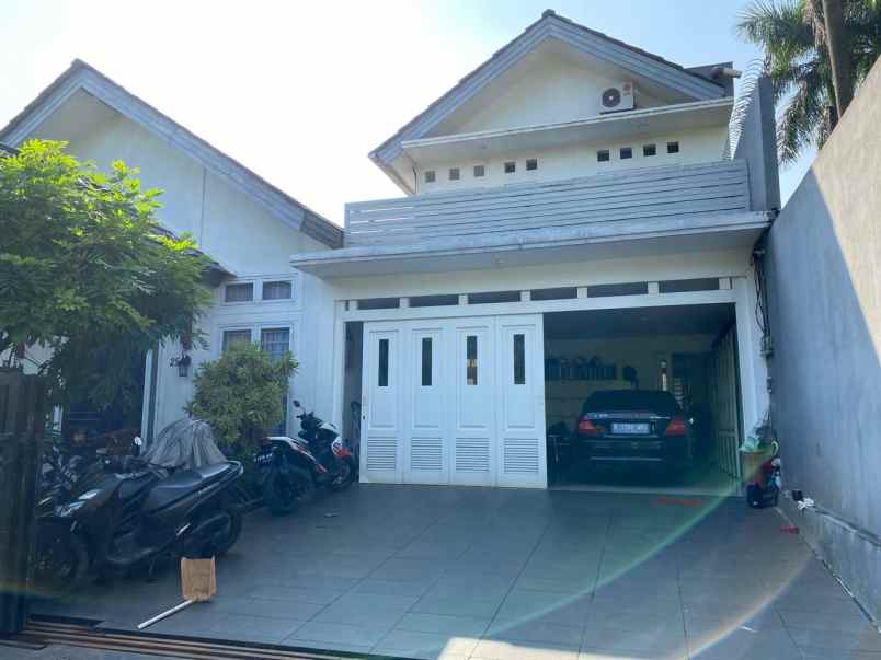 rumah nyaman di dalam perumahan bintaro sektor 9
