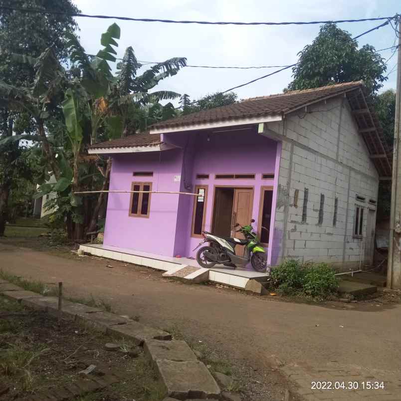 rumah panongan belakang citra