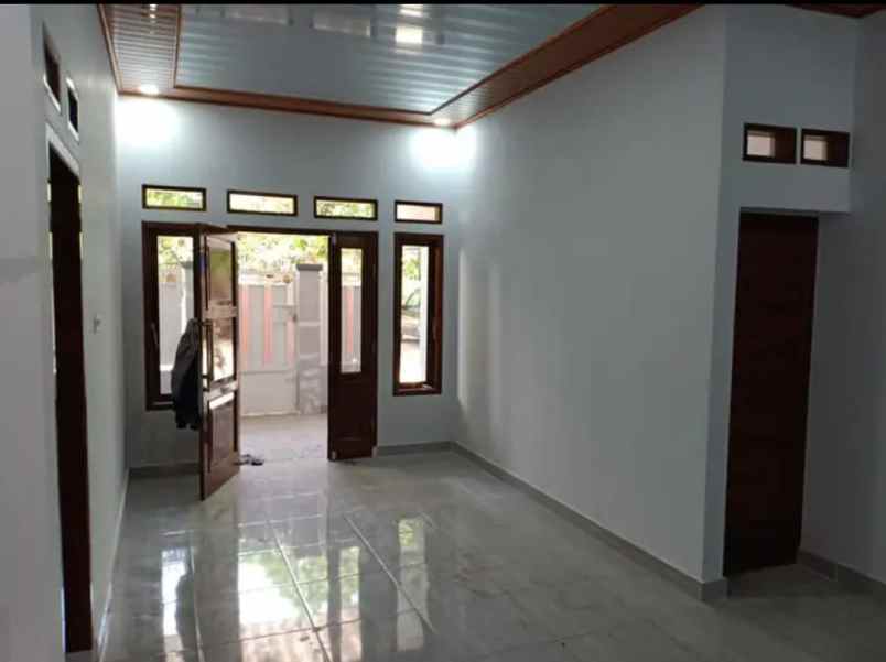 rumah perum siap huni full renov