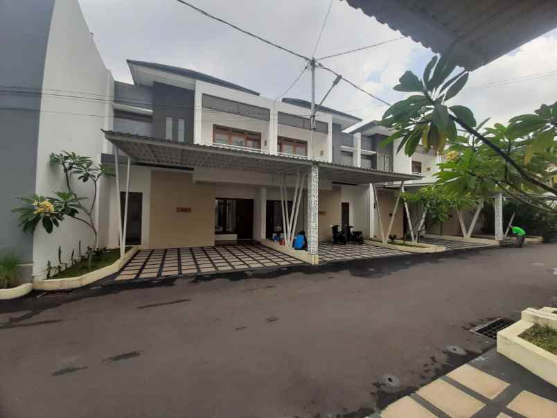 rumah perumahan pondok bambu