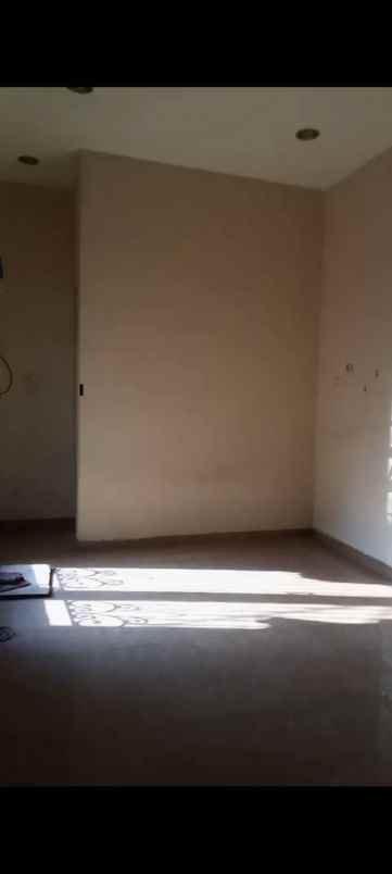 rumah raya petemon butuh renovasi nego