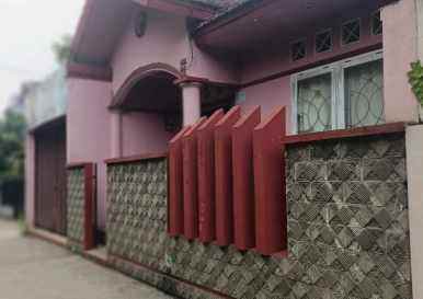 rumah second hook dalam kavling di kalimulya depok