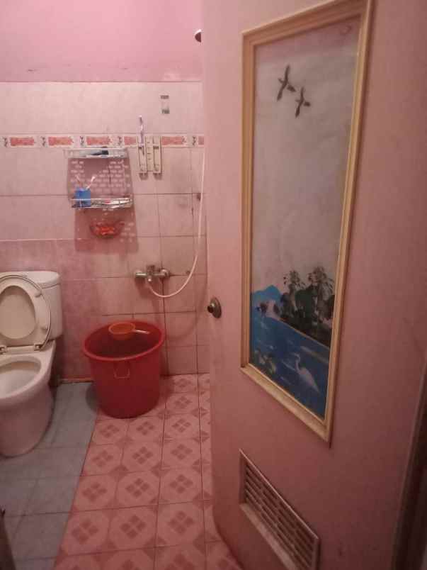 rumah second hook dalam kavling di kalimulya depok