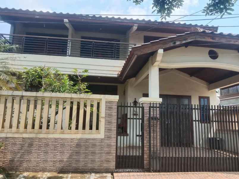 rumah second murah 2 lantai siap huni dimampang depok