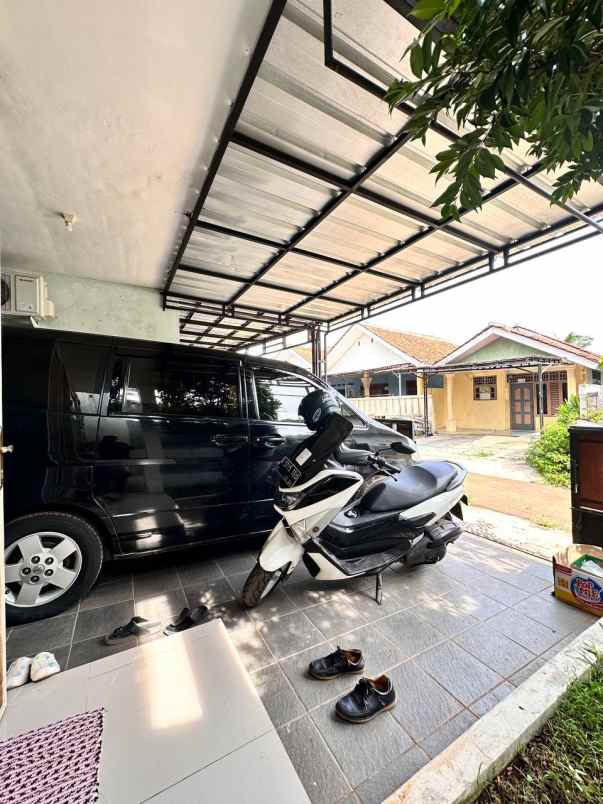 rumah secondary tapos depok dekat gerbang tol