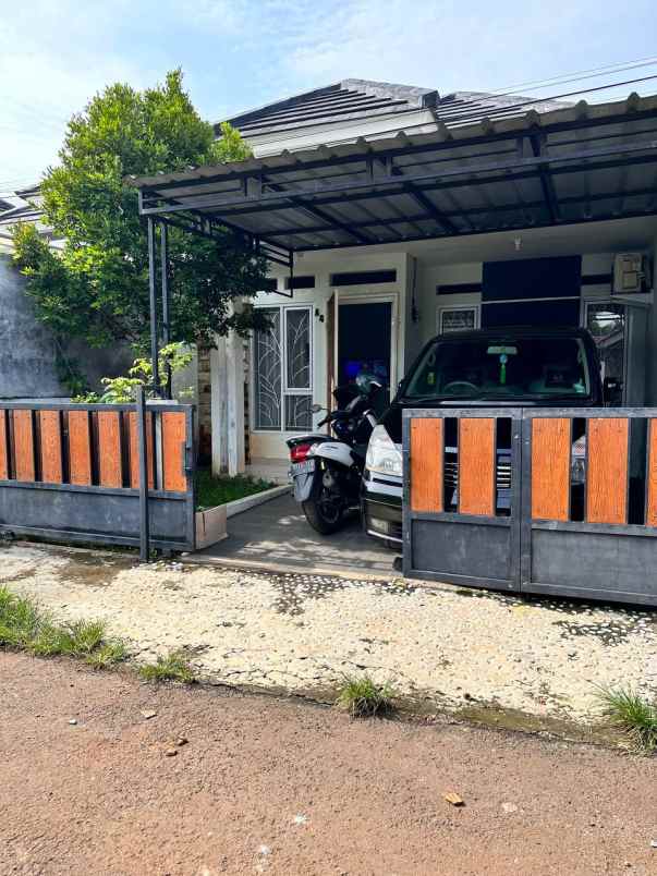 rumah secondary tapos depok dekat gerbang tol