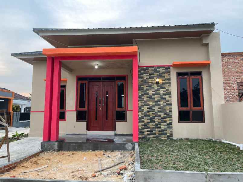 rumah shm di jalan karyawan type 60