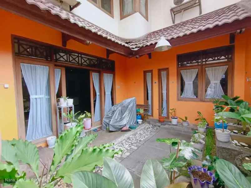 rumah shm kawasan taman rempoa indah tangerang selatan