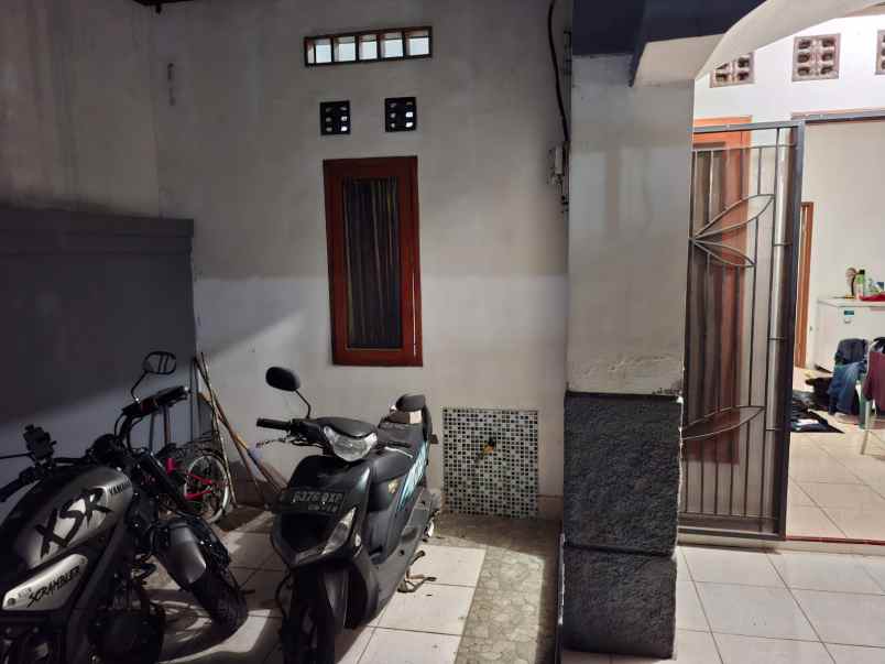 rumah siap huni asri nyaman di cimanggis depok