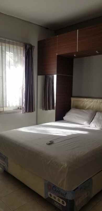 rumah siap huni full furnished di pakuwon city